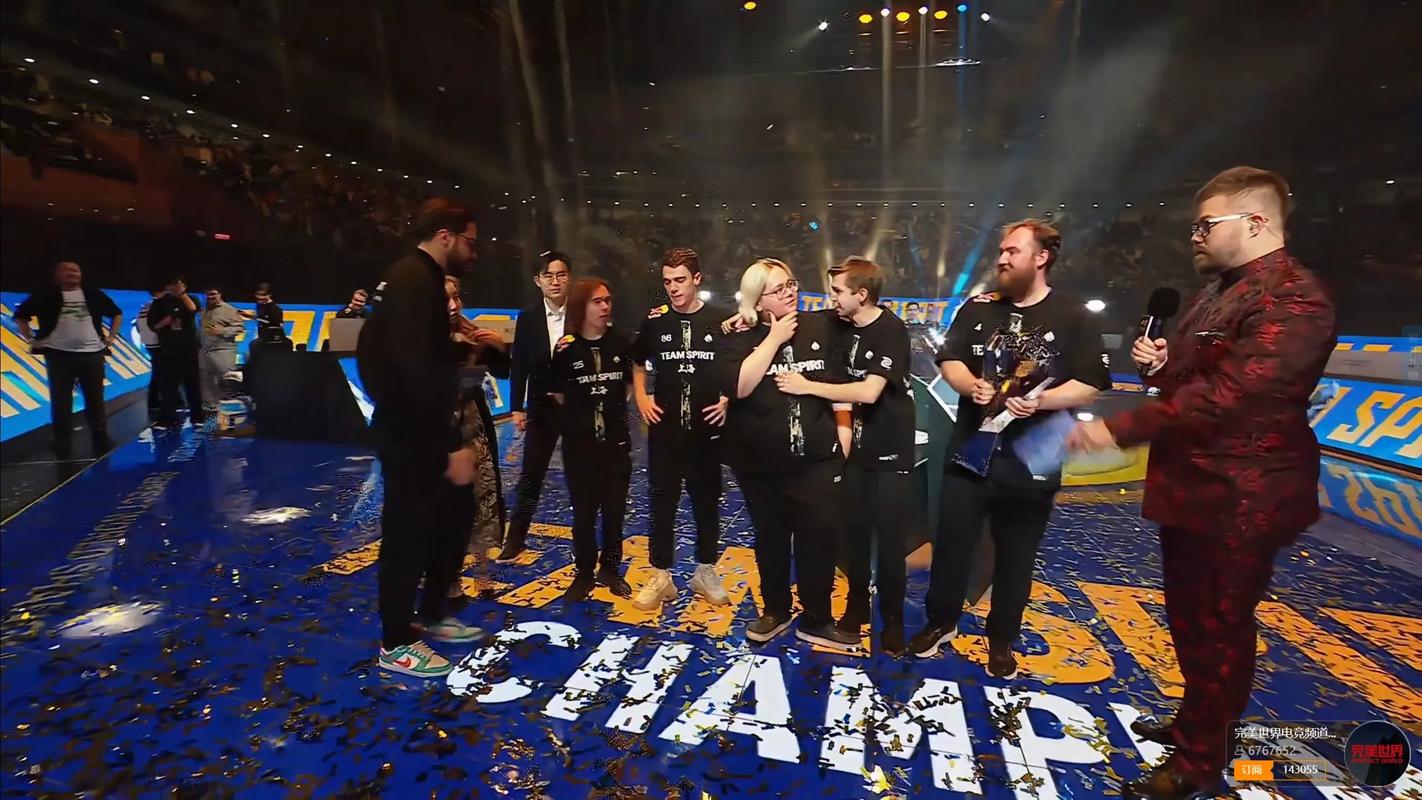 torzsi与 Mouz 签署了多年合同;