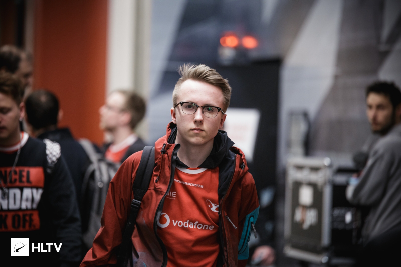 【战报】2025LPL春季赛RA 0-2 RNG，RNG成功锁定季后赛前2